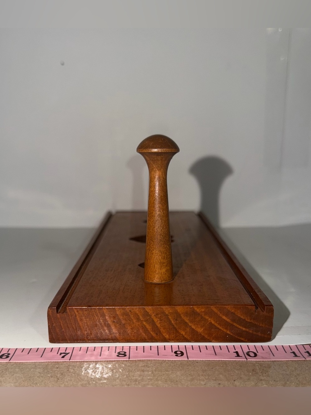 Vintage Wood Heart Wall Rack - Picture 3 of 8